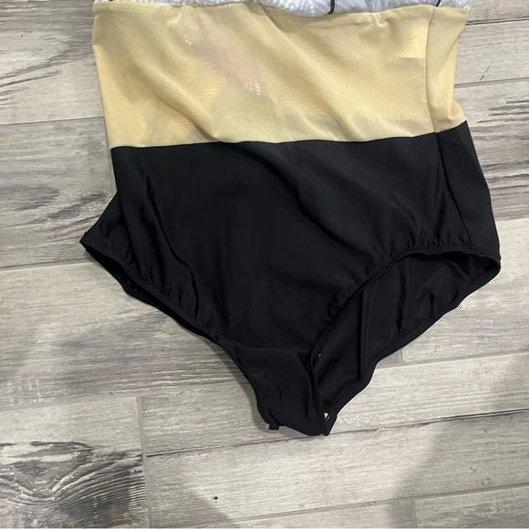 NWT Penbrooke Tankini Swimsuit One Piece Covering Modest Dotted Leave Design 24W - Picture 3 of 8